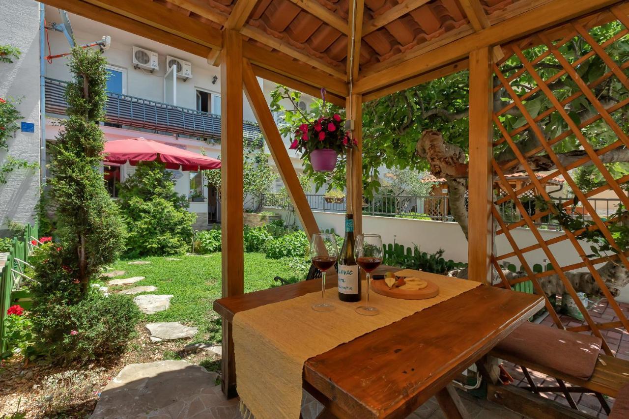 Apartmani Luna Baška Voda المظهر الخارجي الصورة