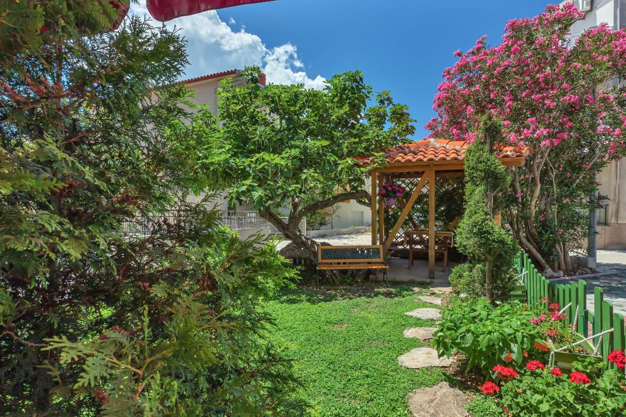 Apartmani Luna Baška Voda المظهر الخارجي الصورة