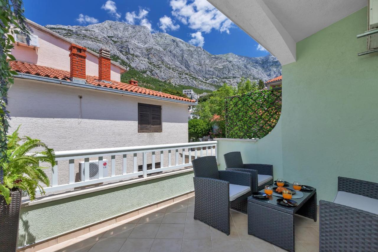 Apartmani Luna Baška Voda المظهر الخارجي الصورة