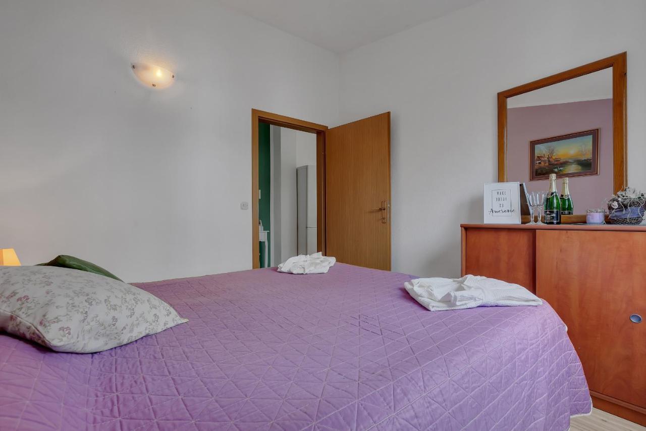 Apartmani Luna Baška Voda المظهر الخارجي الصورة