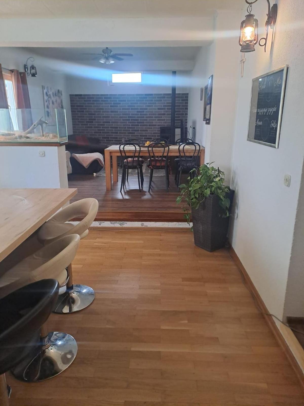 Apartmani Luna Baška Voda المظهر الخارجي الصورة