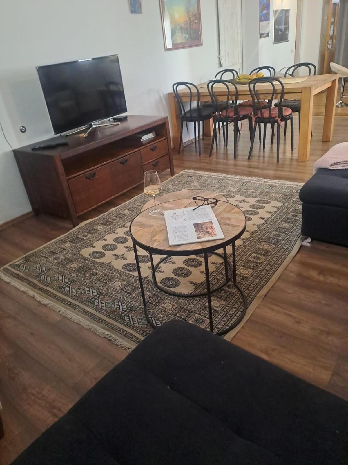 Apartmani Luna Baška Voda المظهر الخارجي الصورة