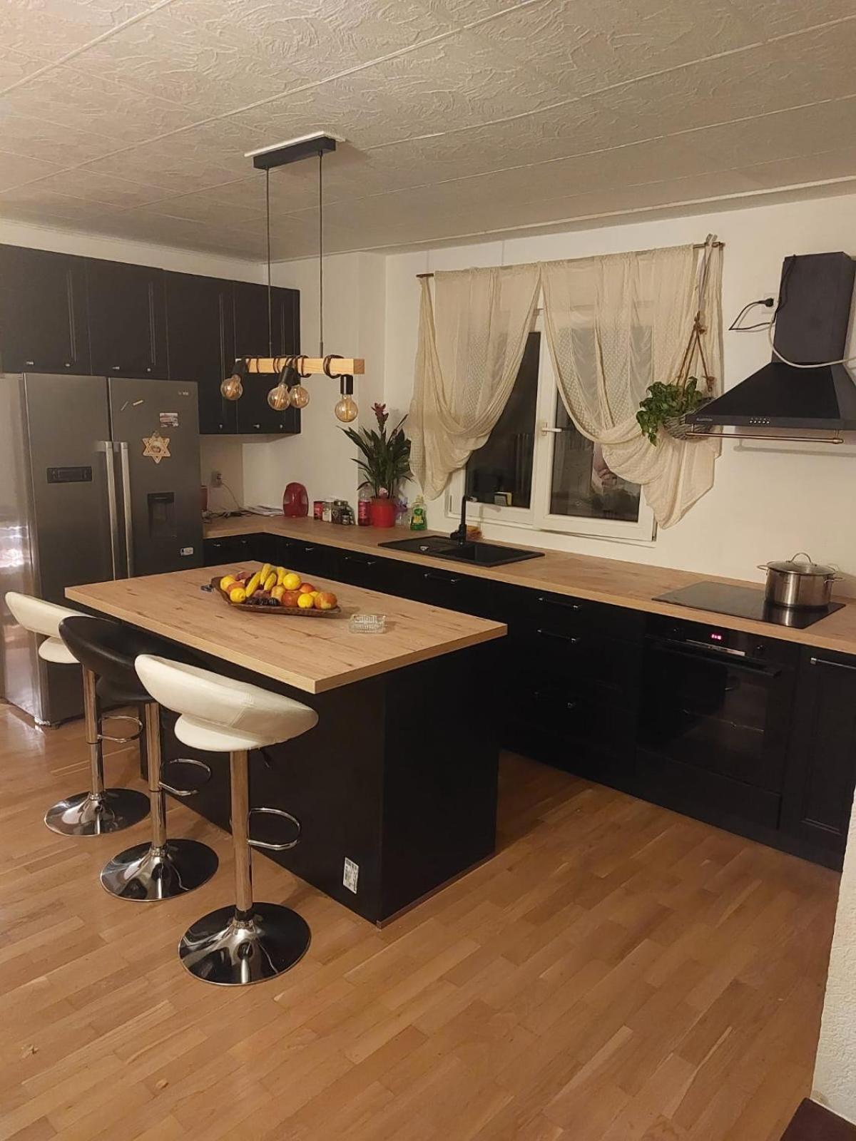 Apartmani Luna Baška Voda المظهر الخارجي الصورة