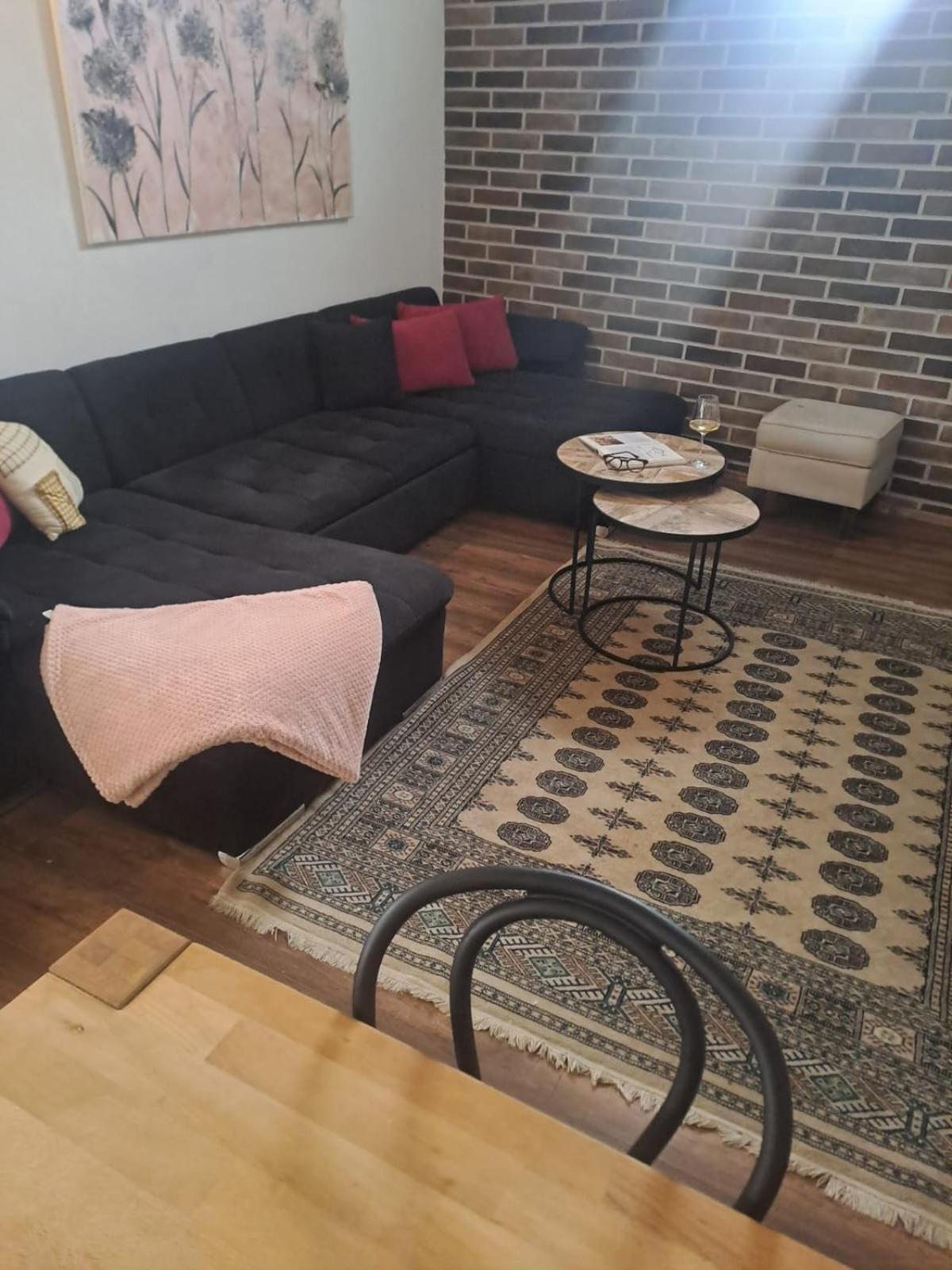 Apartmani Luna Baška Voda المظهر الخارجي الصورة